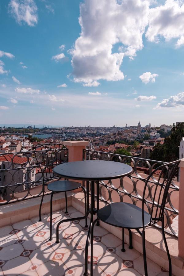 Homie Suites - Turna Residences In Cihangir Стамбул Екстер'єр фото